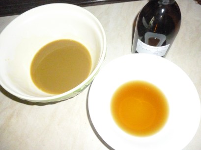 Et Voila! the left bowl at the back is the spagyric tincture, which went a more murky looking colour with a lot less yellow in it, and the one on the right at the front is the original tincture.